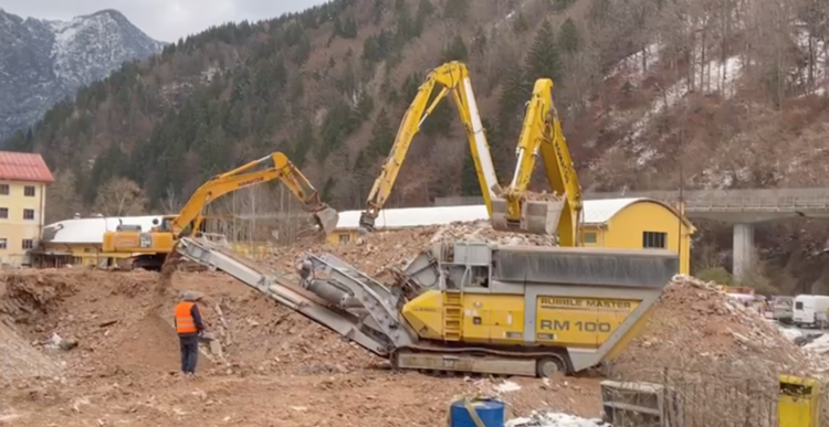 frantumatore mobile da cantiere rm 100